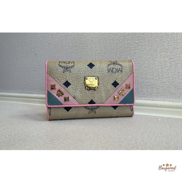 Authentic MCM Beige Visetos Trifold Wallet - Picture 4 of 12